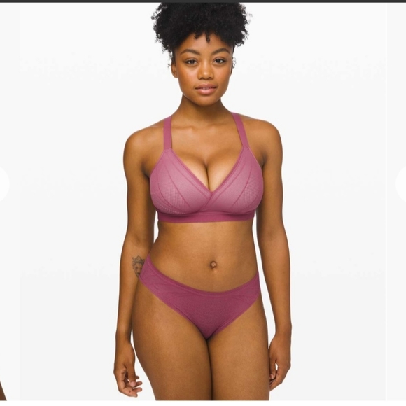 Lululemon Awake to Lace Bra - Picture 6 of 7
